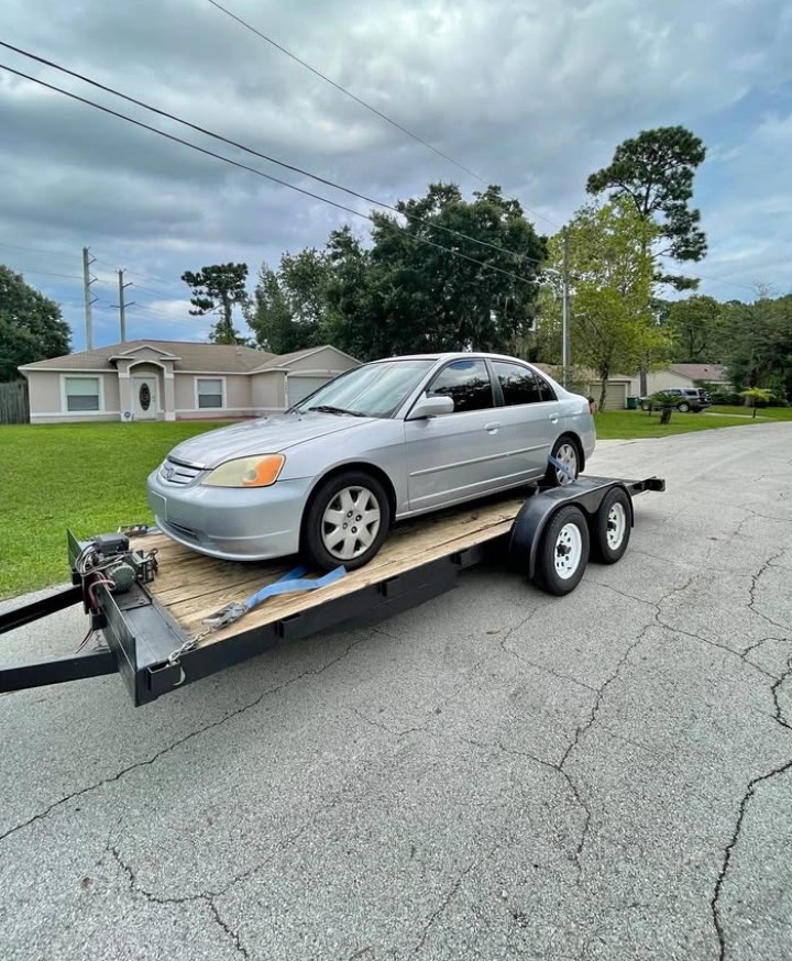 Dual Axle 20' Car Hauler - Smooth Towing - $99/Day