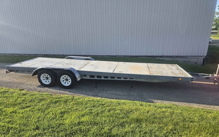 Barlow 20 ft Flatbed Trailer - Rent by Day, Week, or Month