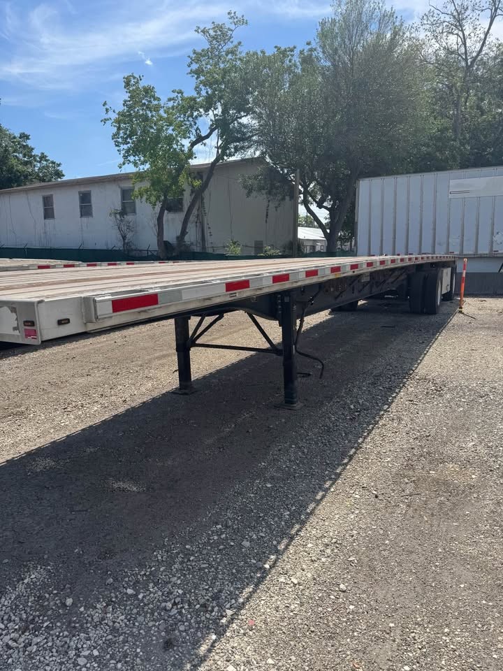 Transcraft 102"x48' Flatbed Trailer - Built for Big Loads