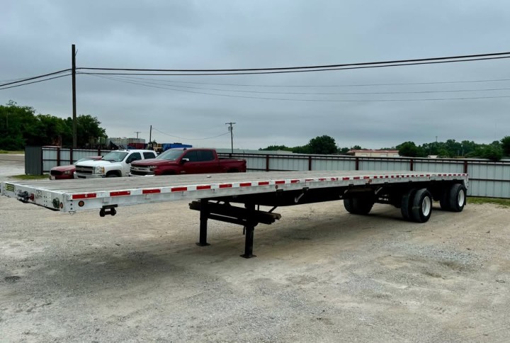 Wilson 48'x102" Combo Flatbed Trailer - Texas-Sized Hauling