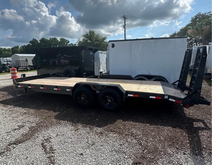 22’ Hillcrest 14K GVWR Equipment Trailer