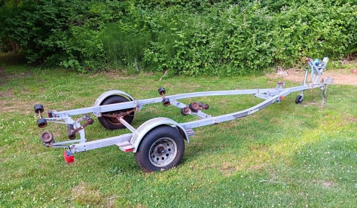 20’ Calkins Galvanized Boat Trailer