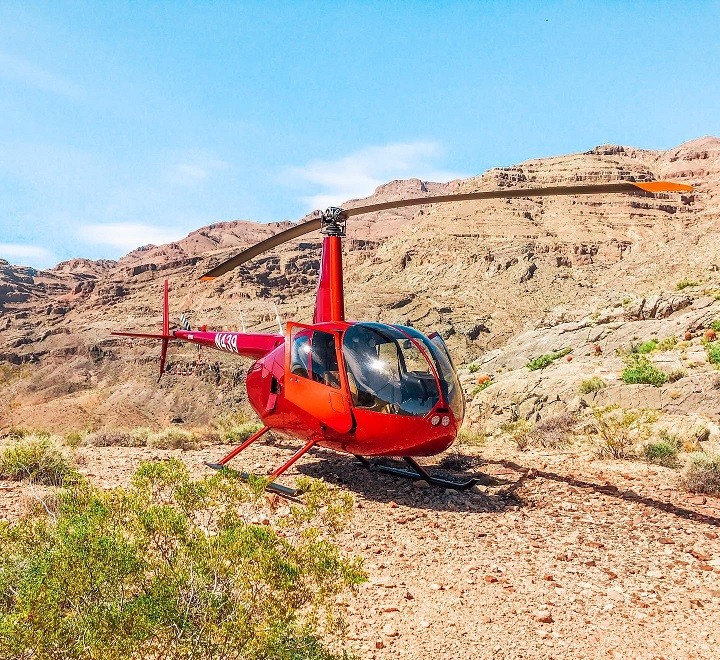 Vegas R44 Helicopter Tours - Grand Canyon, Strip & Red Rock Canyon
