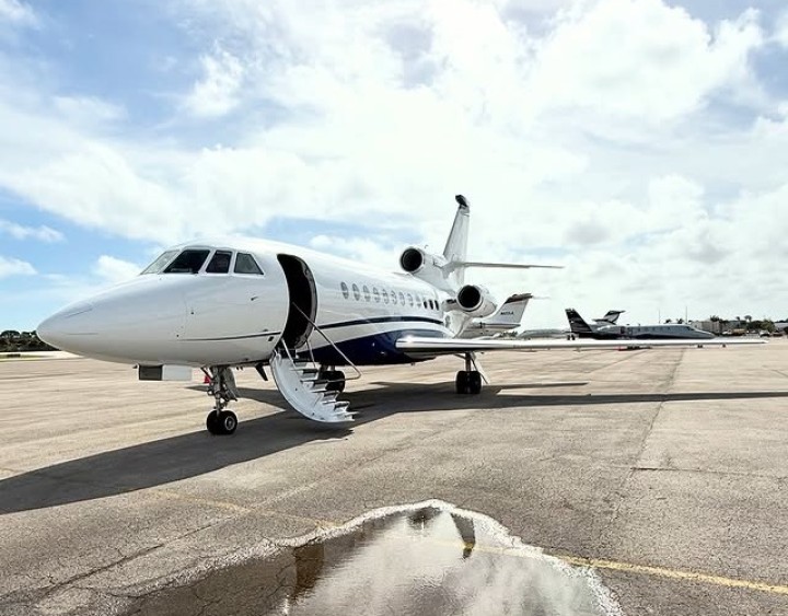 Dassault Falcon 900C Private Jet - Executive Travel Perfected
