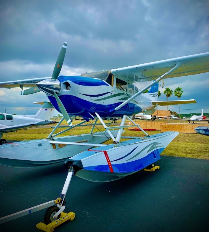 Cessna Turbo 206H Amphibian Private Plane - Perfect for Florida Coastal Flying!
