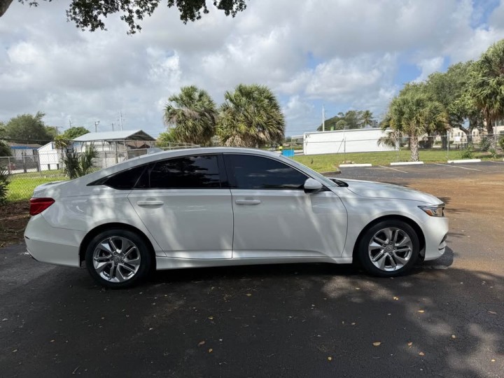2019 Honda Accord LX Sedan