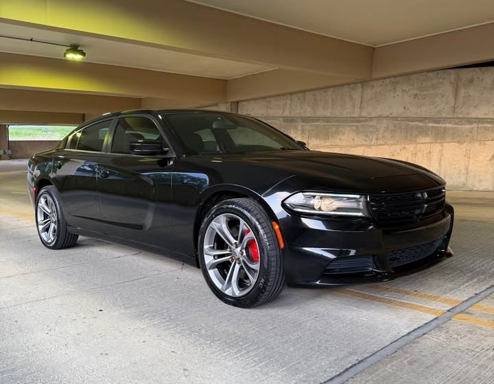 2015 Dodge Charger R/T Road & Track Sedan