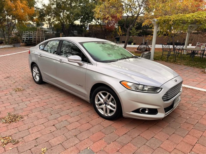 2013 Ford Fusion SE Hybrid
