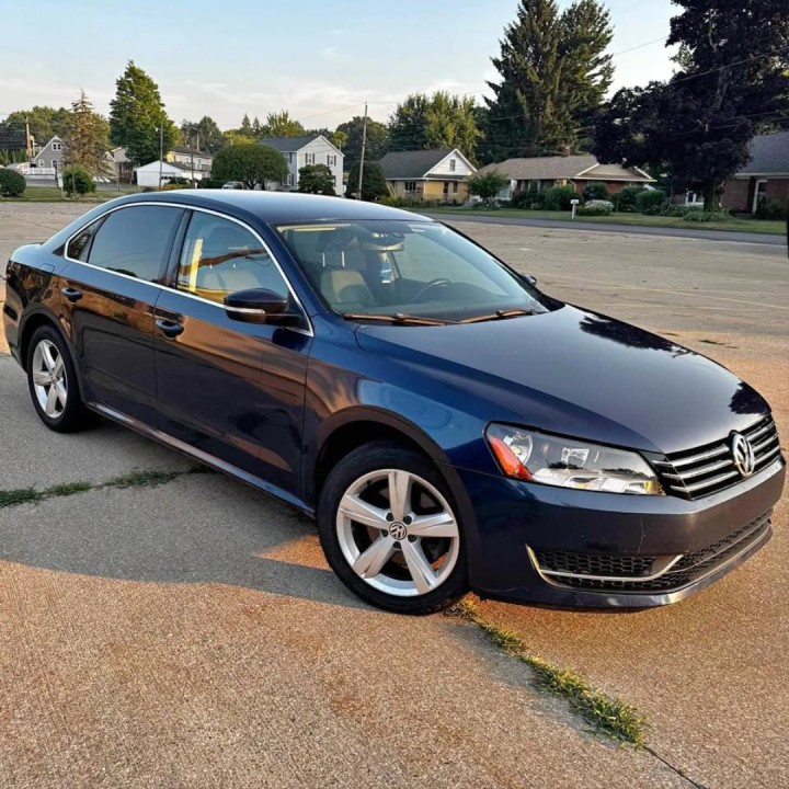 2014 Volkswagen Passat 1.8T SE