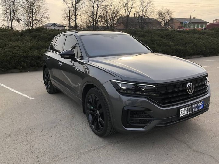 2021 Volkswagen Touareg 4.0L V8