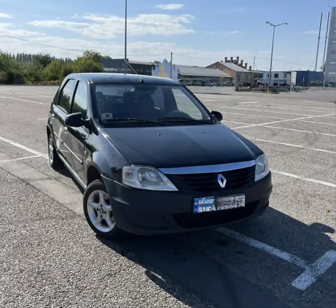 2010 Renault Logan - Зображення 1 із 1