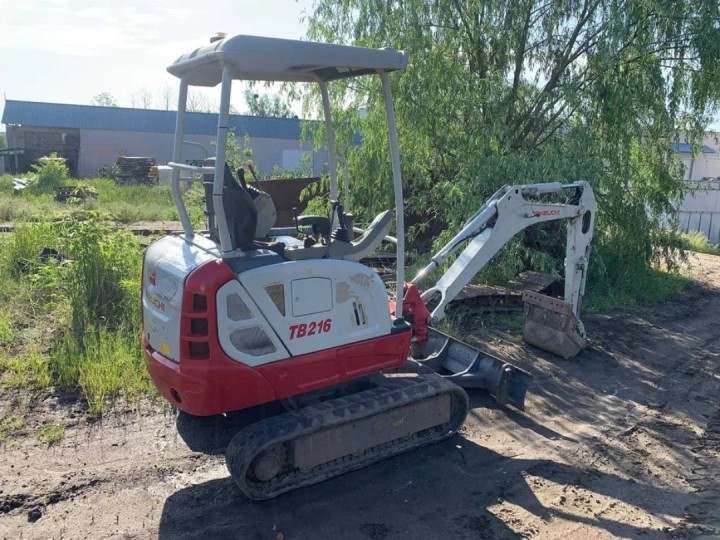 Міні-екскаватор Takeuchi TB 216