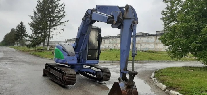 Мини-экскаватор Hitachi EX 75 UR-3