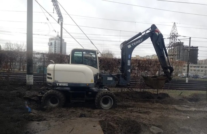 Екскаватор Terex TW85