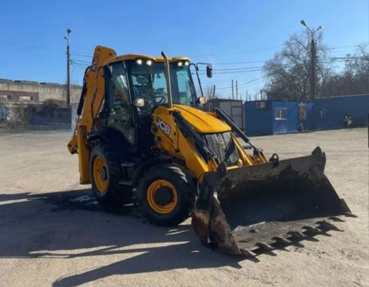 Экскаватор-погрузчик JCB 3CX
