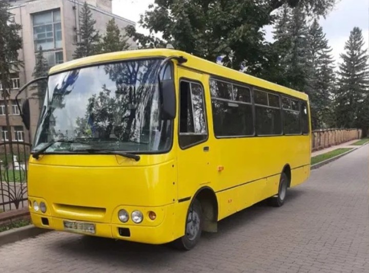 Автобус Богдан (24 місця)