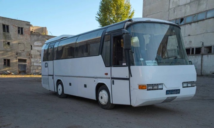 Автобус Neoplan N 208 - 33 місця