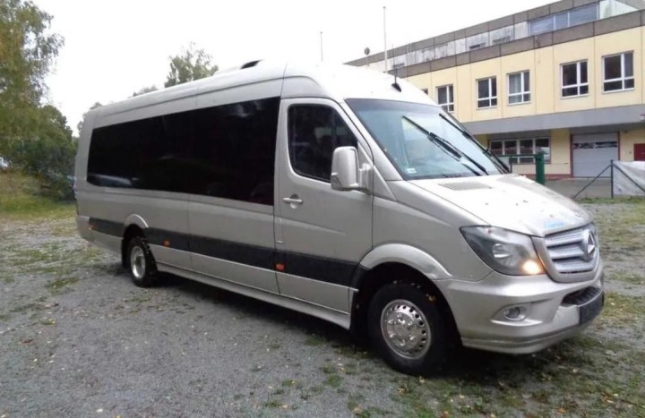 Mercedes-Benz Sprinter 519 CDI MAXI EXTRA LONG VIP на 24 місця