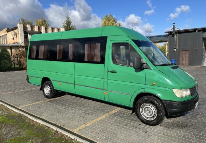 Mercedes-Benz Sprinter на 18 мест