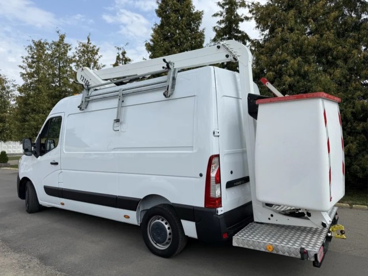 Автовышка 12 м 120 кг на базе Renault Master