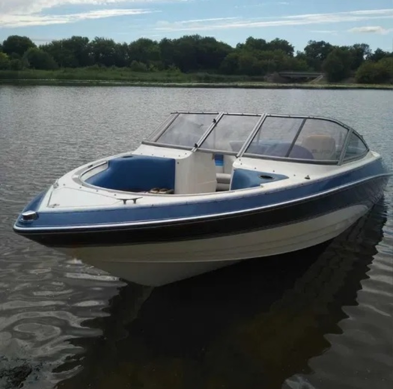 Моторный катер Bayliner Capri 190 - Изображение 1 из 1