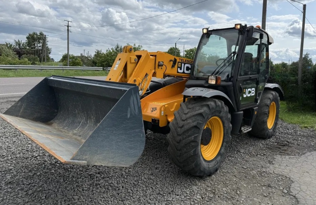 Телескопічний навантажувач JCB 531-70 Agri Super - Зображення 1 із 1