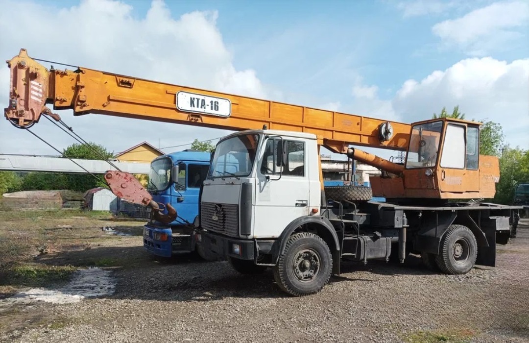 Автокран КТА-16 МАЗ-5337-02 - Зображення 1 із 1