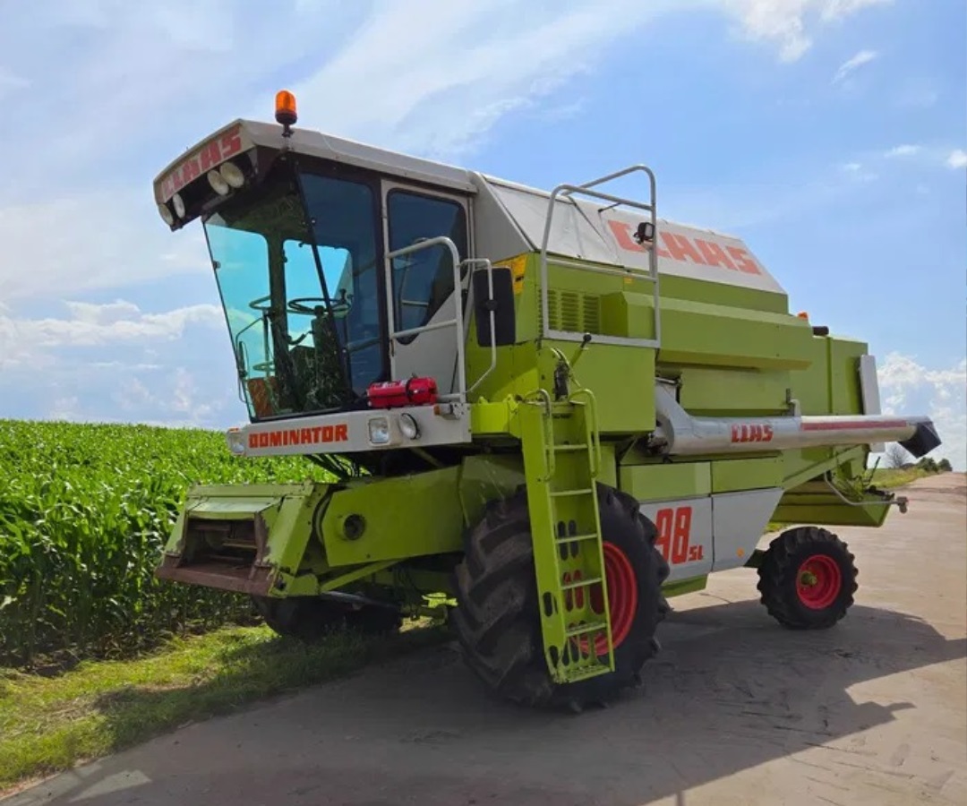 Зернозбиральний комбайн CLAAS Dominator 98SL - Зображення 1 із 1