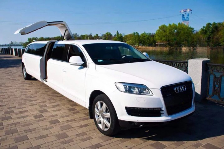 Лімузин Audi Q7