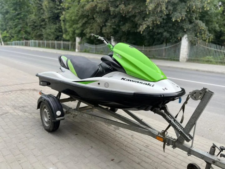 Гидроцикл Kawasaki STX-15F