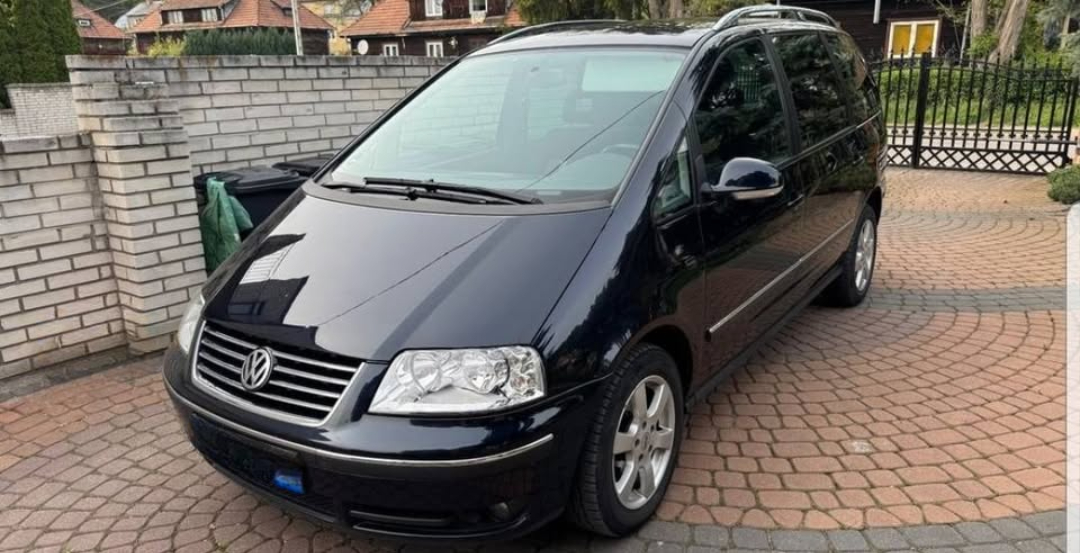 Минивэн Volkswagen Sharan - Изображение 1 из 1
