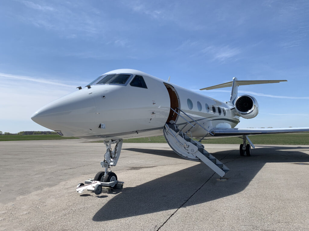 Gulfstream G450 - Изображение 1 из 1