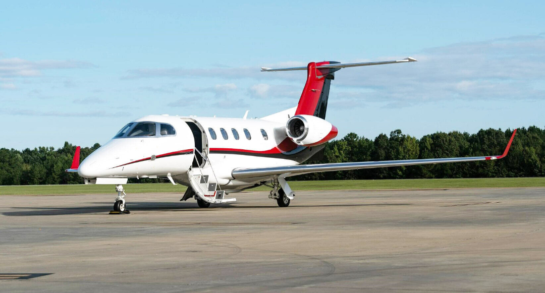 Embraer Phenom 300 - Изображение 1 из 1