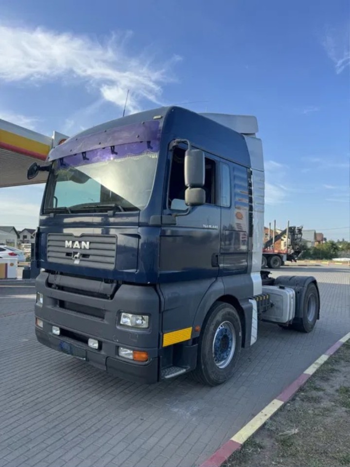 Седельный тягач MAN TGA 18.440