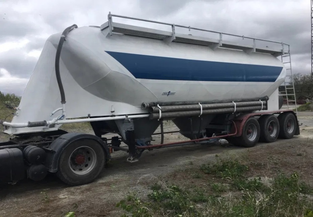 Полуприцеп-цистерна Spitzer Silos - Изображение 1 из 1